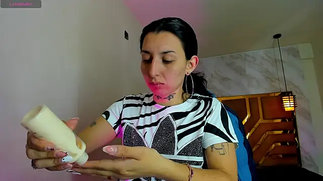 Iris  77 online show from November 2025 02:34:01 AM