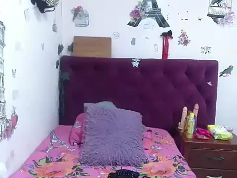 Snapshot of Cherrythx chatting on October 2025 01:30:01 PM Cherrythx online show from October 2025 01:30:01 PM