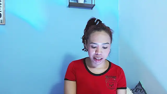 luna hawks online show from October 2025 08:05:02 AM