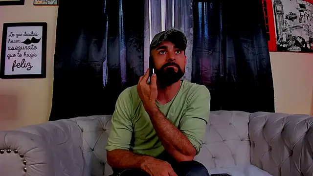 Kael Bronte online show from October 2025 06:42:02 PM