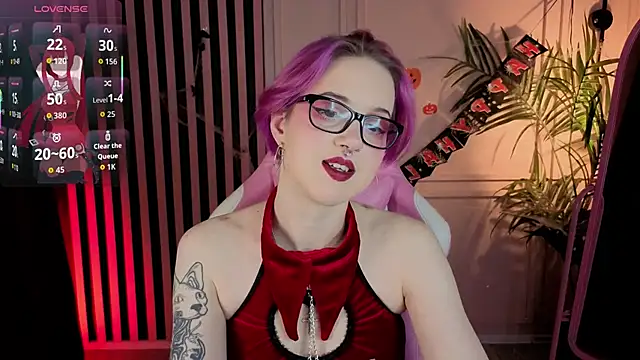 luna son online show from October 2025 01:58:01 PM