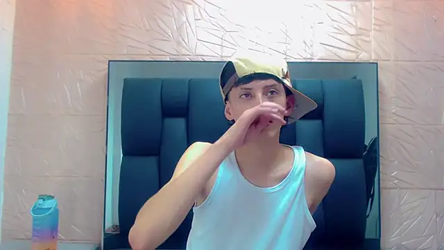 Snapshot of thaigo_twink38 chatting on November 2025 05:31:01 AM thaigo twink38 online show from November 2025 05:31:01 AM