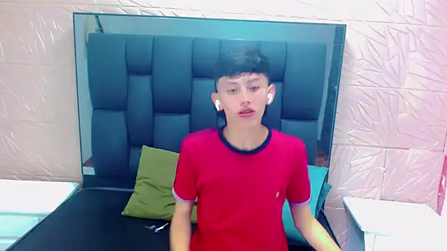 Snapshot of thaigo_twink38 chatting on December 2025 05:01:02 AM thaigo twink38 online show from December 2025 05:01:02 AM