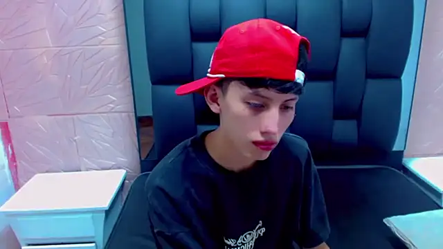 Snapshot of thaigo_twink38 chatting on January 2026 05:13:02 AM thaigo twink38 online show from January 2026 05:13:02 AM