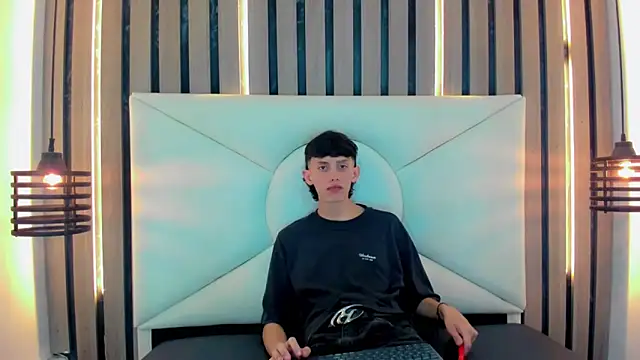 Snapshot of thaigo_twink38 chatting on April 2026 04:46:02 AM thaigo twink38 online show from April 2026 04:46:02 AM