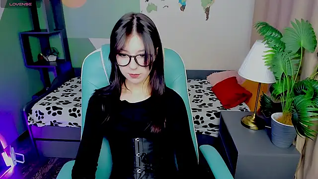 Azaliya Haze online show from November 2025 08:20:01 PM