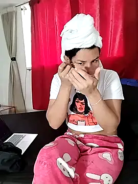 MissAsly online show from January 2026 11:45:02 AM