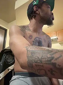 Snapshot of thefreakscomeoutatnight chatting on March 2026 12:41:02 PM thefreakscomeoutatnight online show from March 2026 12:41:02 PM