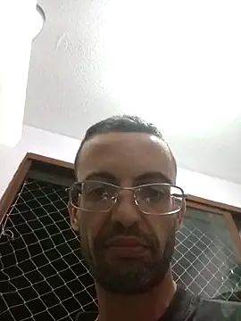 Snapshot of Art9i34art chatting on April 2026 06:07:02 AM Art9i34art online show from April 2026 06:07:02 AM