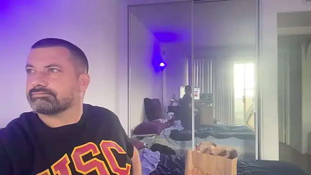 Snapshot of ThickRiver242 chatting on April 2026 09:39:01 PM ThickRiver242 online show from April 2026 09:39:01 PM