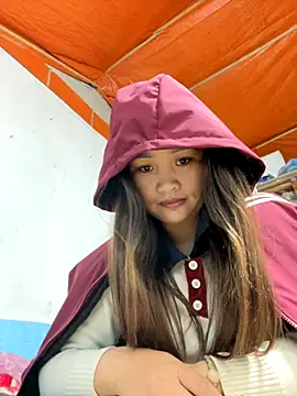 Snapshot of Liu30 chatting on November 2025 06:55:02 PM Liu30 online show from November 2025 06:55:02 PM