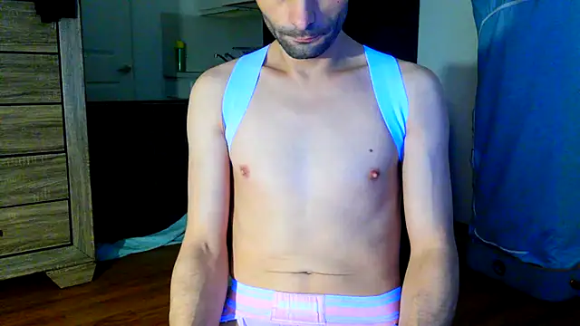 highinhtxx online show from September 2025 10:48:02 PM