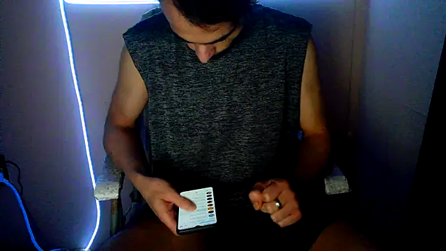 highinhtxx online show from November 2025 09:37:01 AM