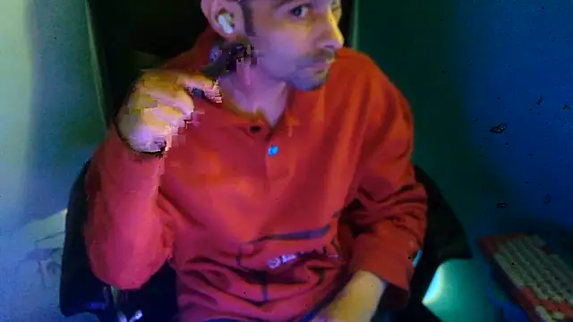 Snapshot of highinhtxx chatting on March 2026 02:33:01 PM highinhtxx online show from March 2026 02:33:01 PM