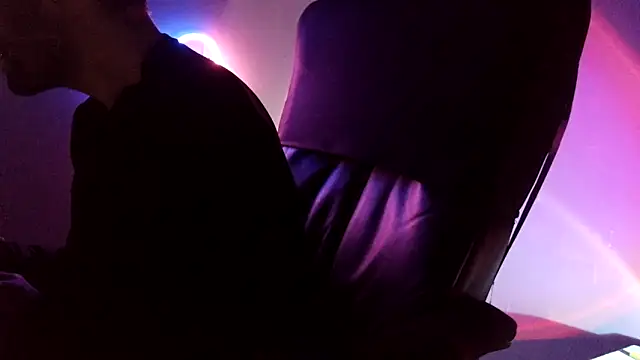 Snapshot of highinhtxx chatting on April 2026 12:35:01 PM highinhtxx online show from April 2026 12:35:01 PM