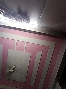 Snapshot of Tanya-905 chatting on March 2026 05:35:01 PM Tanya-905 online show from March 2026 05:35:01 PM