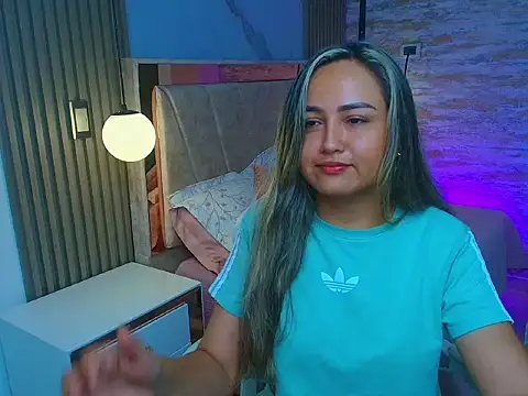 lila cute1 online show from October 2025 11:29:02 AM