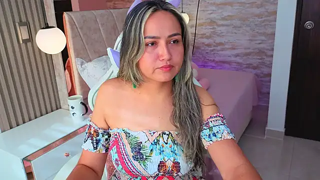 lila cute1 online show from October 2025 01:10:02 PM