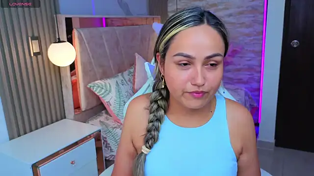 lila cute1 online show from November 2025 06:40:02 PM