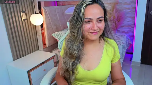 lila cute1 online show from November 2025 07:59:01 PM