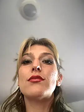 Snapshot of silentasachurchmouse chatting on October 2025 06:04:01 PM silentasachurchmouse online show from October 2025 06:04:01 PM