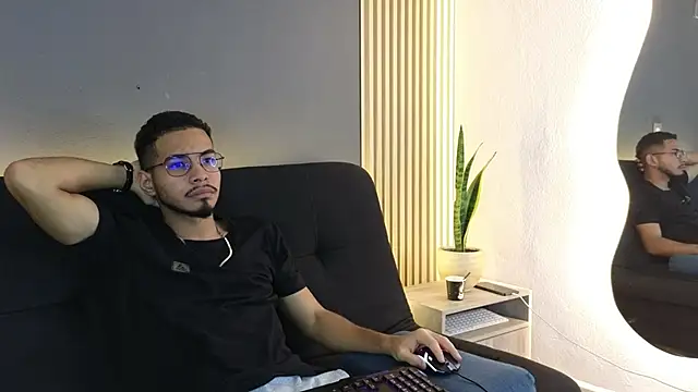 Jaybrown  1 online show from October 2025 04:42:01 AM