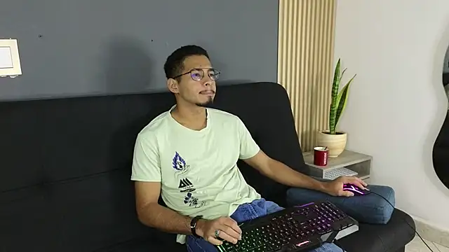 Jaybrown  1 online show from October 2025 11:22:01 AM