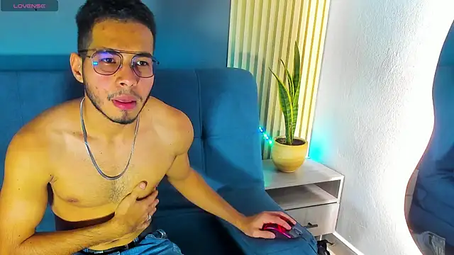 Jaybrown  1 online show from December 2025 07:51:01 PM