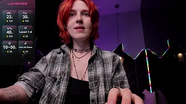 Freirenee online show from October 2025 02:40:01 PM