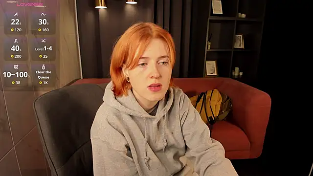 Freirenee online show from November 2025 01:22:01 PM