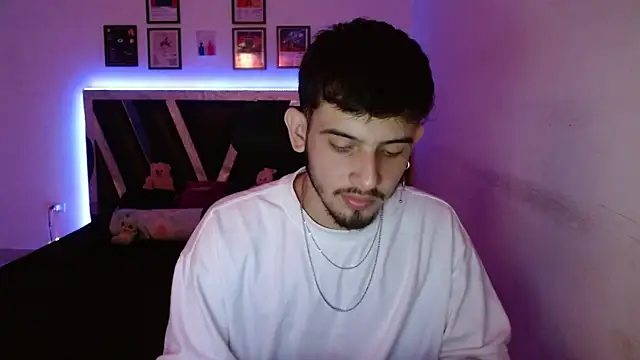 Snapshot of Sebasxxl12 chatting on December 2025 10:25:01 PM Sebasxxl12 online show from December 2025 10:25:01 PM