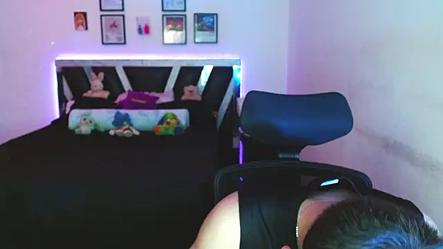 Snapshot of Sebasxxl12 chatting on March 2026 09:10:02 PM Sebasxxl12 online show from March 2026 09:10:02 PM