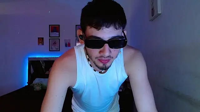 Snapshot of Sebasxxl12 chatting on March 2026 08:35:02 PM Sebasxxl12 online show from March 2026 08:35:02 PM