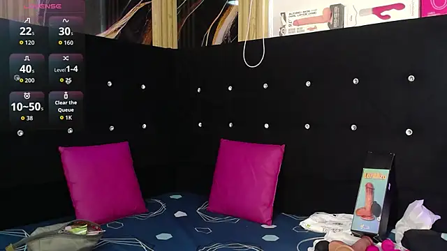 chloe  Jones  online show from July 2026 01:24:02 PM
