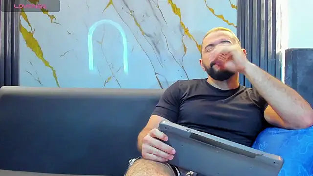 isaac franko online show from November 2025 01:11:02 PM