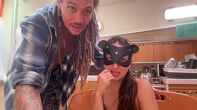 Monk and Mia online show from October 2025 10:47:01 AM