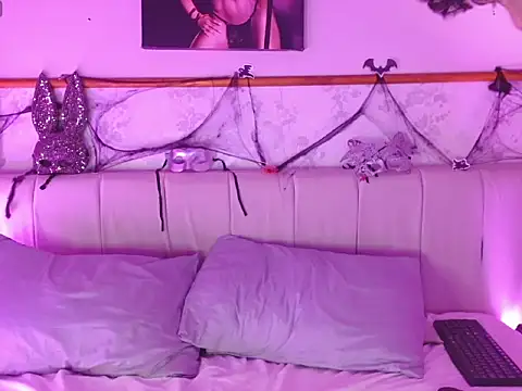 Sammy Millers online show from October 2025 07:58:02 PM