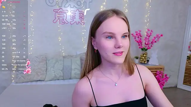 Snapshot of Lili_Lohan chatting on April 2026 05:01:02 AM Lili Lohan online show from April 2026 05:01:02 AM