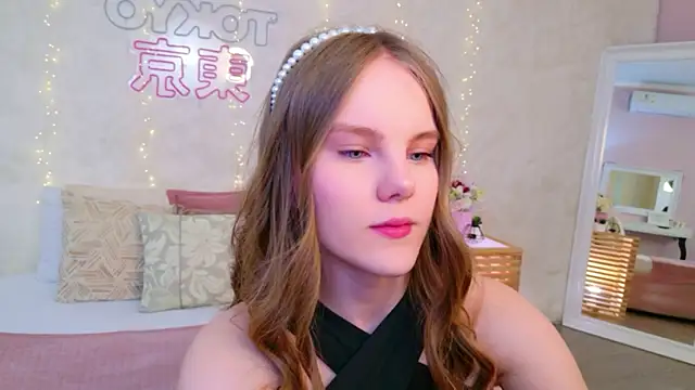 Snapshot of Lili_Lohan chatting on April 2026 05:10:01 AM Lili Lohan online show from April 2026 05:10:01 AM