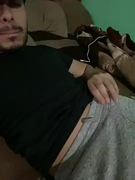 Snapshot of Zafirito chatting on November 2025 10:45:02 PM Zafirito online show from November 2025 10:45:02 PM