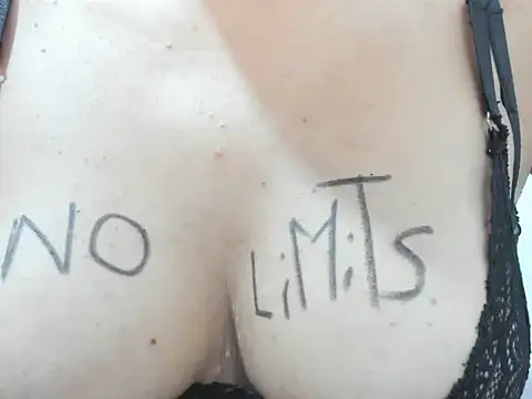 Valentinahot7 online show from December 2025 02:25:02 PM