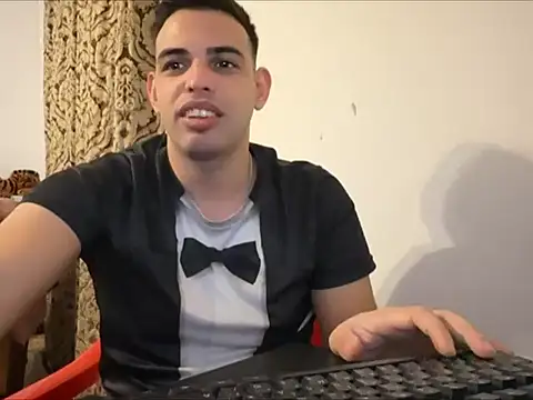  Djonson  online show from October 2025 06:25:02 PM