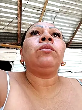 Snapshot of Dirty_Candy chatting on November 2025 03:54:01 PM Dirty Candy online show from November 2025 03:54:01 PM