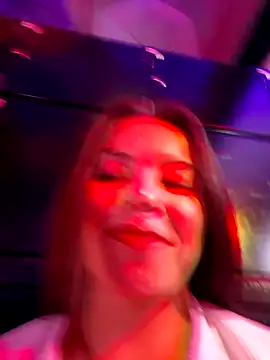 Snapshot of EmmaValencia_ chatting on November 2025 02:50:01 AM EmmaValencia online show from November 2025 02:50:01 AM