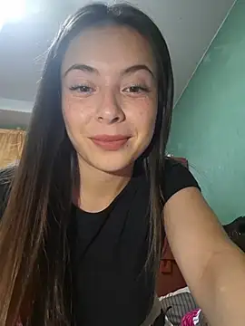 Snapshot of EmmaValencia_ chatting on January 2026 04:37:02 AM EmmaValencia online show from January 2026 04:37:02 AM