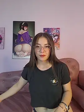 Snapshot of EmmaValencia_ chatting on February 2026 09:41:01 PM EmmaValencia online show from February 2026 09:41:01 PM