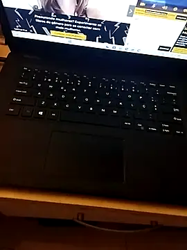 Snapshot of Kingbrowz chatting on April 2026 12:57:01 AM Kingbrowz online show from April 2026 12:57:01 AM