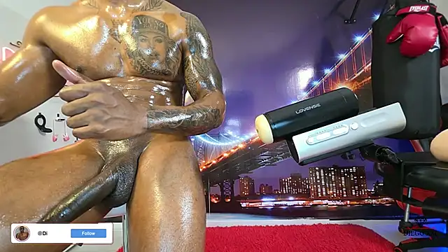 Snapshot of DiegoXL111 chatting on March 2026 04:08:01 AM DiegoXL111 online show from March 2026 04:08:01 AM