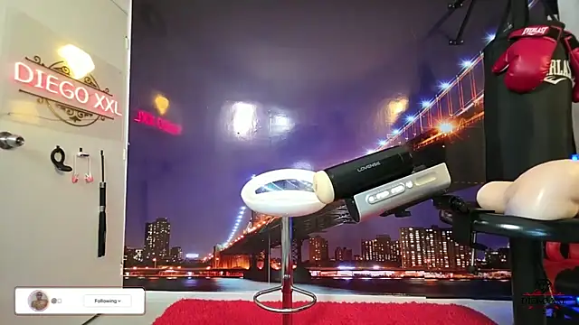 Snapshot of DiegoXL111 chatting on March 2026 04:42:02 AM DiegoXL111 online show from March 2026 04:42:02 AM