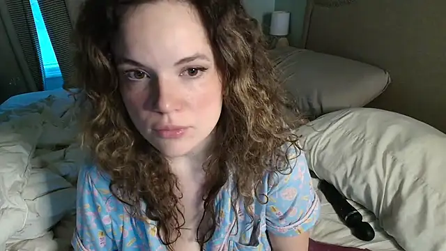 Snapshot of ClaireZX chatting on October 2025 12:14:01 PM ClaireZX online show from October 2025 12:14:01 PM